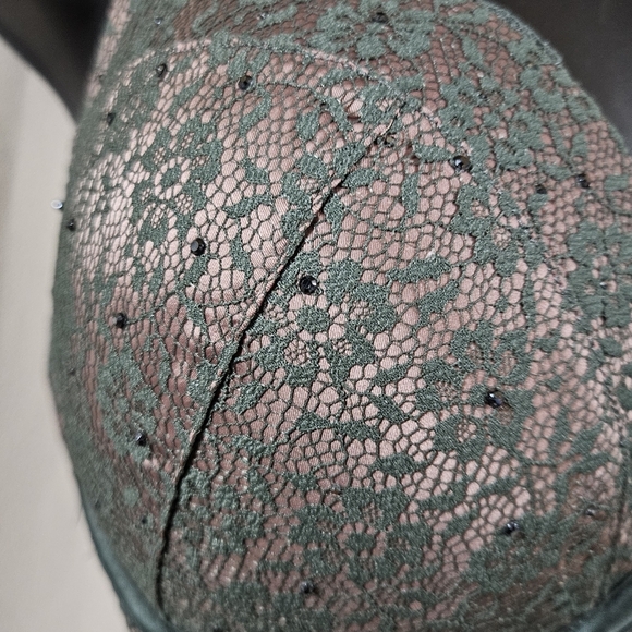 Victoria's Secret Dream Angels Push Up 34DDD Green Rose Gold Rhinestone Bra - Picture 2 of 4